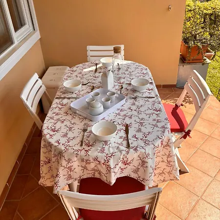Bilocale Vista Mare Con Giardino Privato E Piscina 아파트 산레모