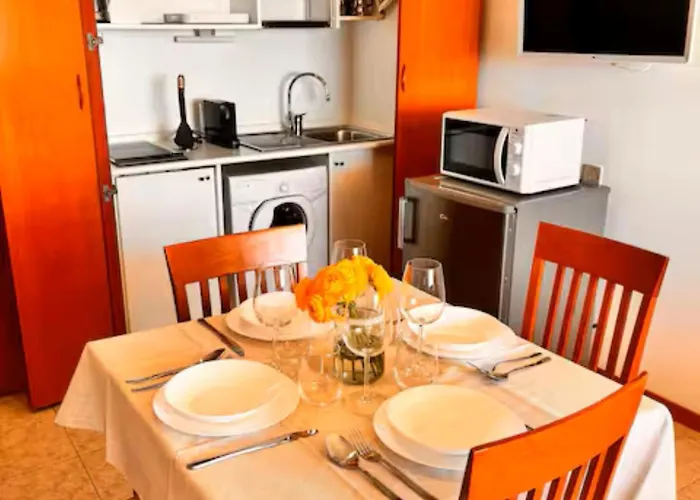 شقة Bilocale Vista Mare Con Giardino Privato E Piscina