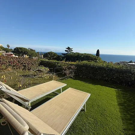 Bilocale Vista Mare Con Giardino Privato E Piscina דירה סנרמו