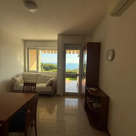 Bilocale Vista Mare Con Giardino Privato E Piscina * סנרמו