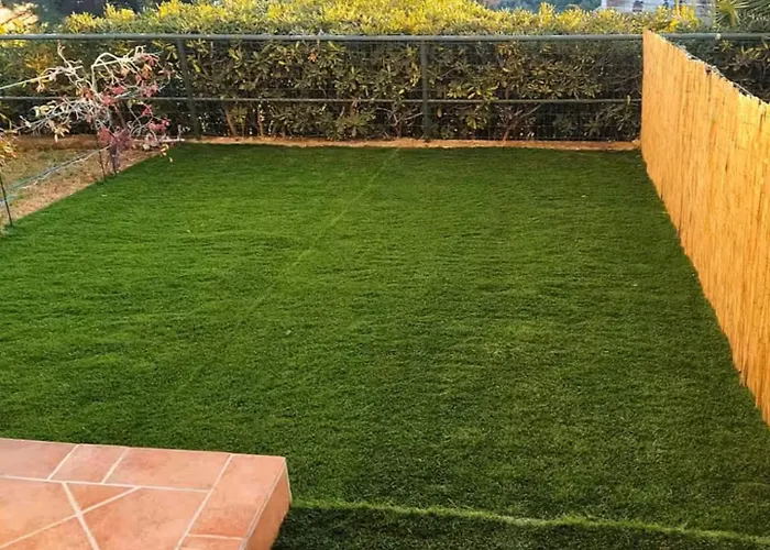 Apartmán Bilocale Vista Mare Con Giardino Privato E Piscina
